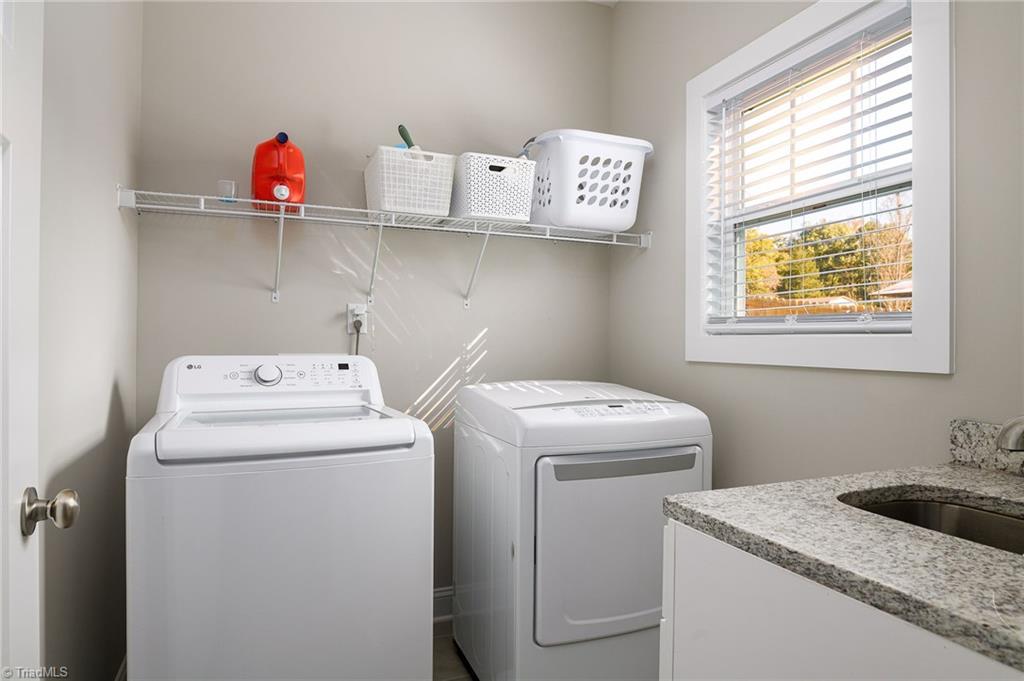 5673 Styers Ferry Road Clemmons, NC 27012 - Photo 21 of 30 Sink in laundry room!