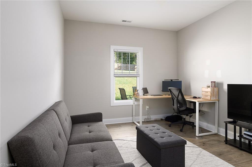 5673 Styers Ferry Road Clemmons, NC 27012 - Photo 5 of 30