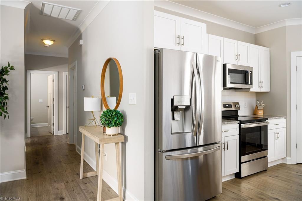 5673 Styers Ferry Road Clemmons, NC 27012 - Photo 9 of 30