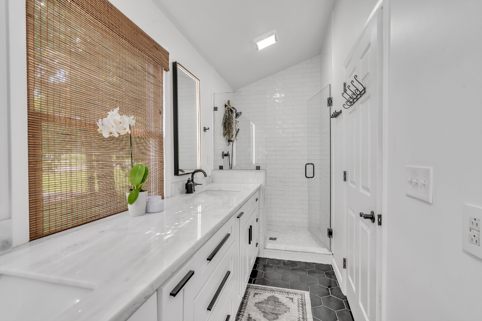 4200 Hunters Point Pike Lebanon, TN 37087 - Photo 14 of 32 Gallery Image 14
