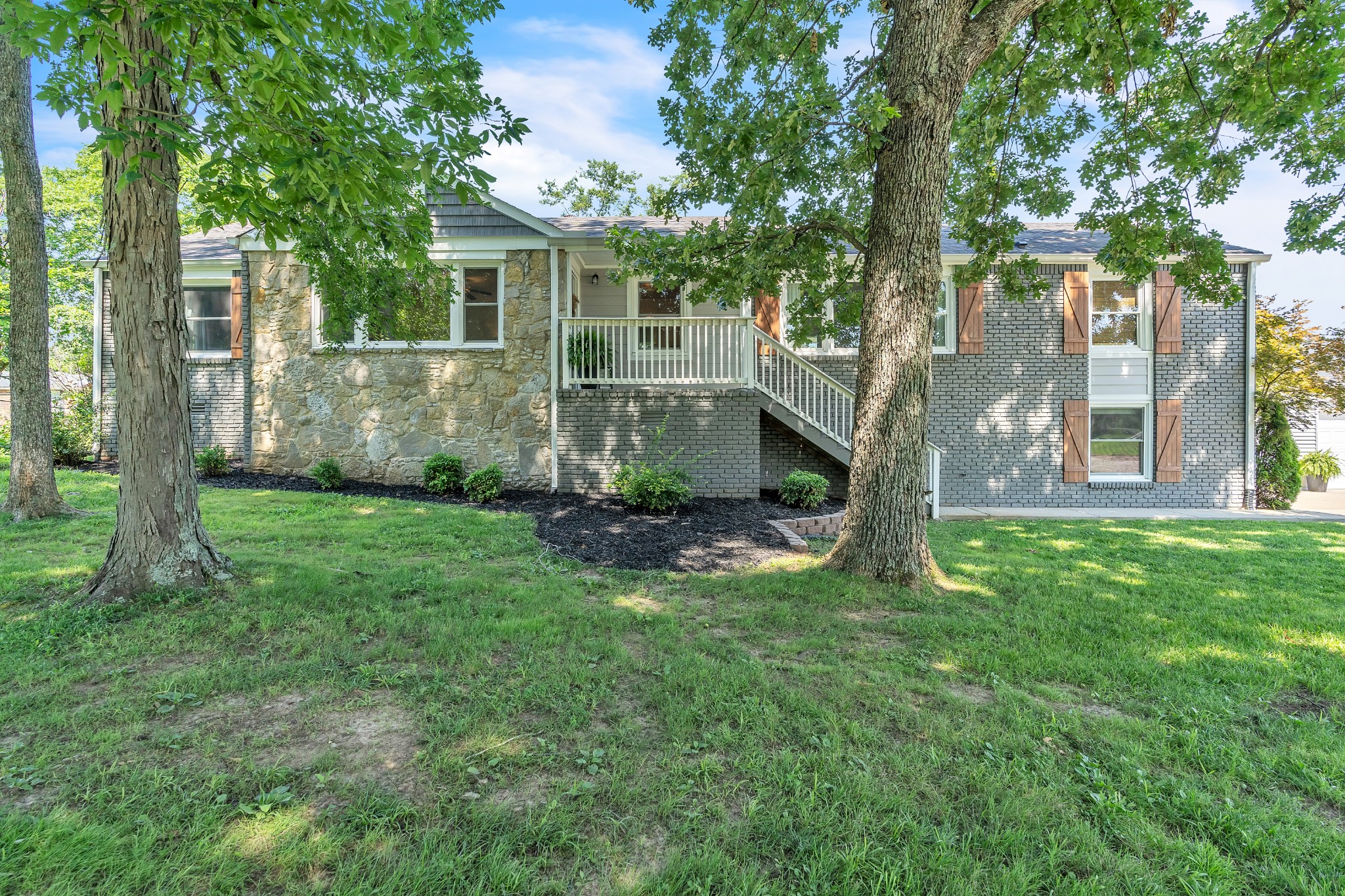 4200 Hunters Point Pike Lebanon, TN 37087 - Photo 2 of 32 Gallery Image 2