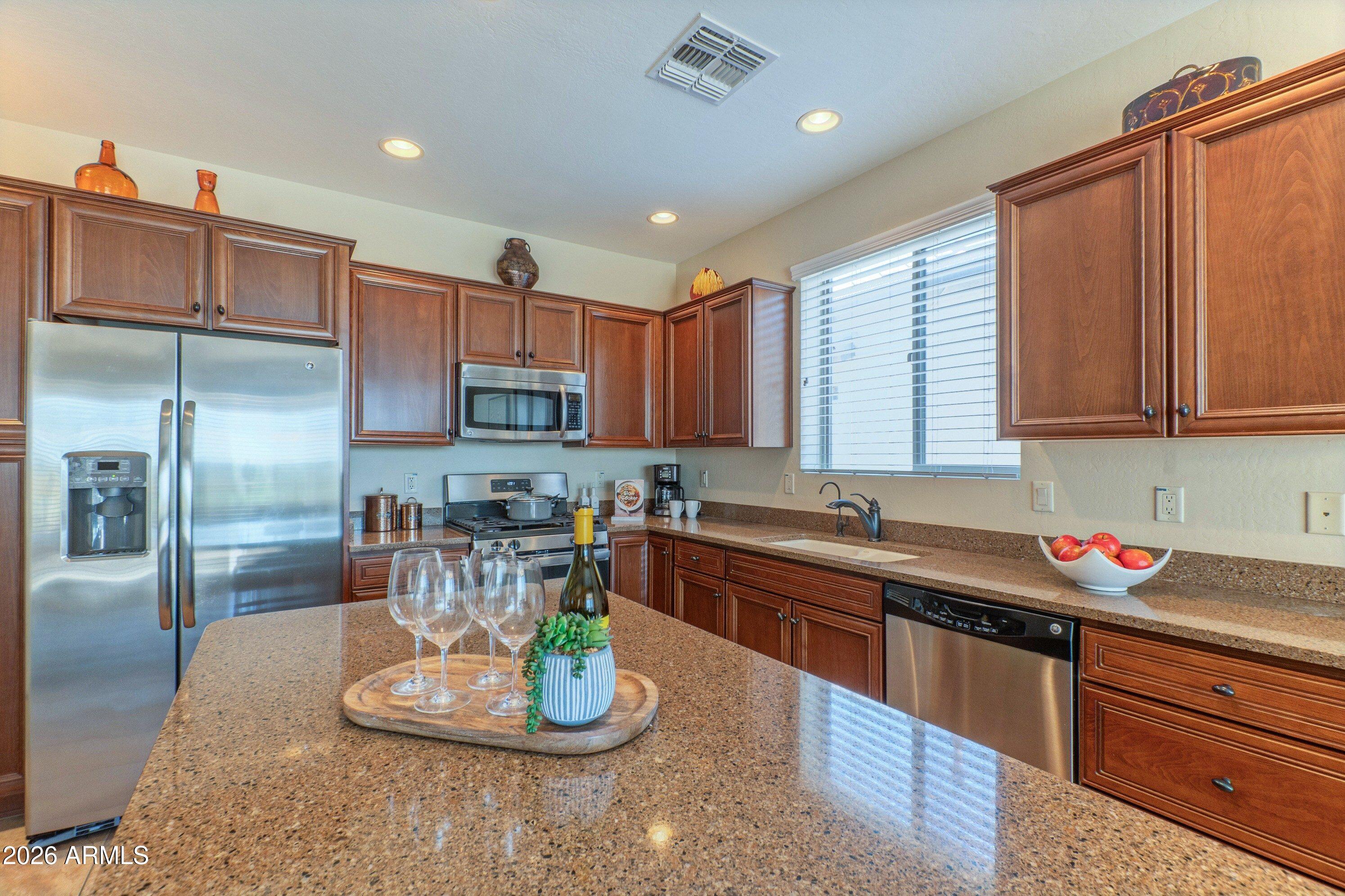 16735 West Almeria Road Goodyear, AZ 85395 - Photo 7 of 21 Kitchen