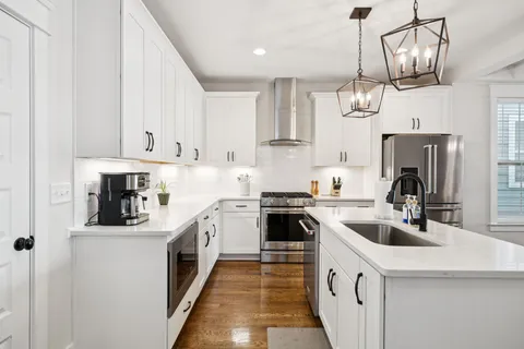 $825,000 | 5208 Kentucky Avenue, Unit A, Nashville, TN 37209