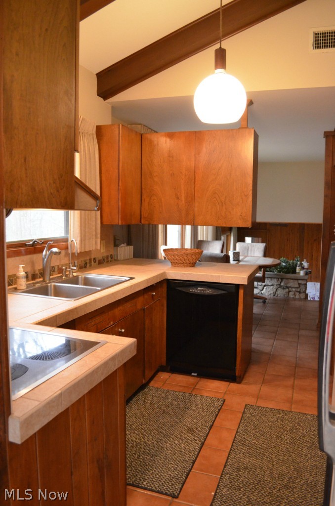 3364 East Smith Road Medina, OH 44256 - Photo 11 of 15 Gallery Image 11