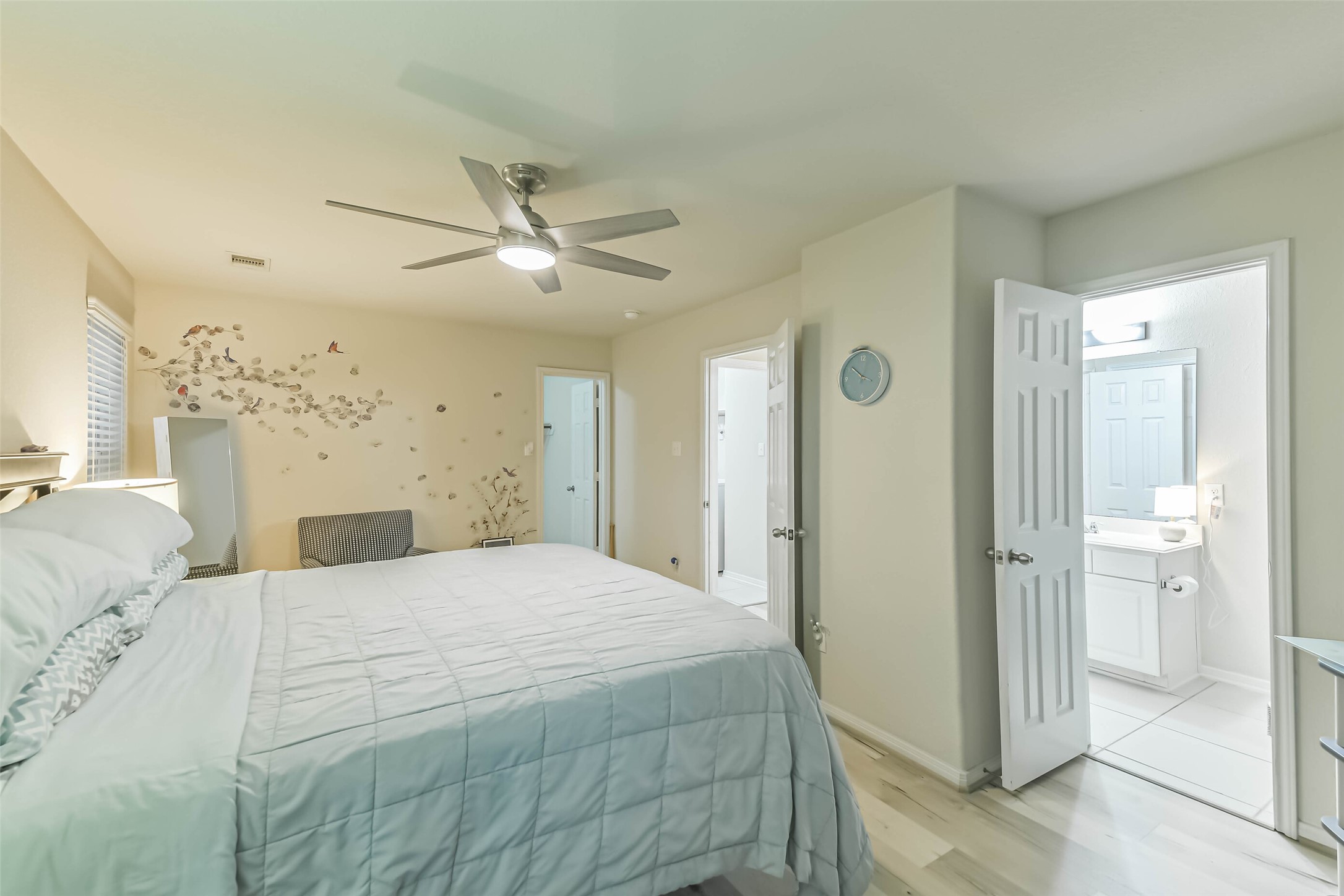 2504 Elm Crossing Trail Spring, TX 77386 - Photo 26 of 40 a large white bed in a white room