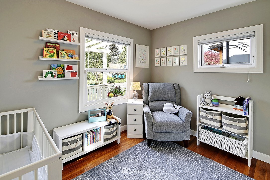 703 North 67th Street Seattle, WA 98103 - Photo 7 of 17 Gallery Image 7