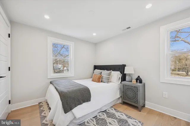 $4,500 | 219 Williamsburg Road, Ardmore, PA 19003