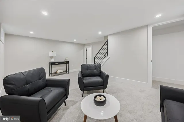 $4,500 | 219 Williamsburg Road, Ardmore, PA 19003