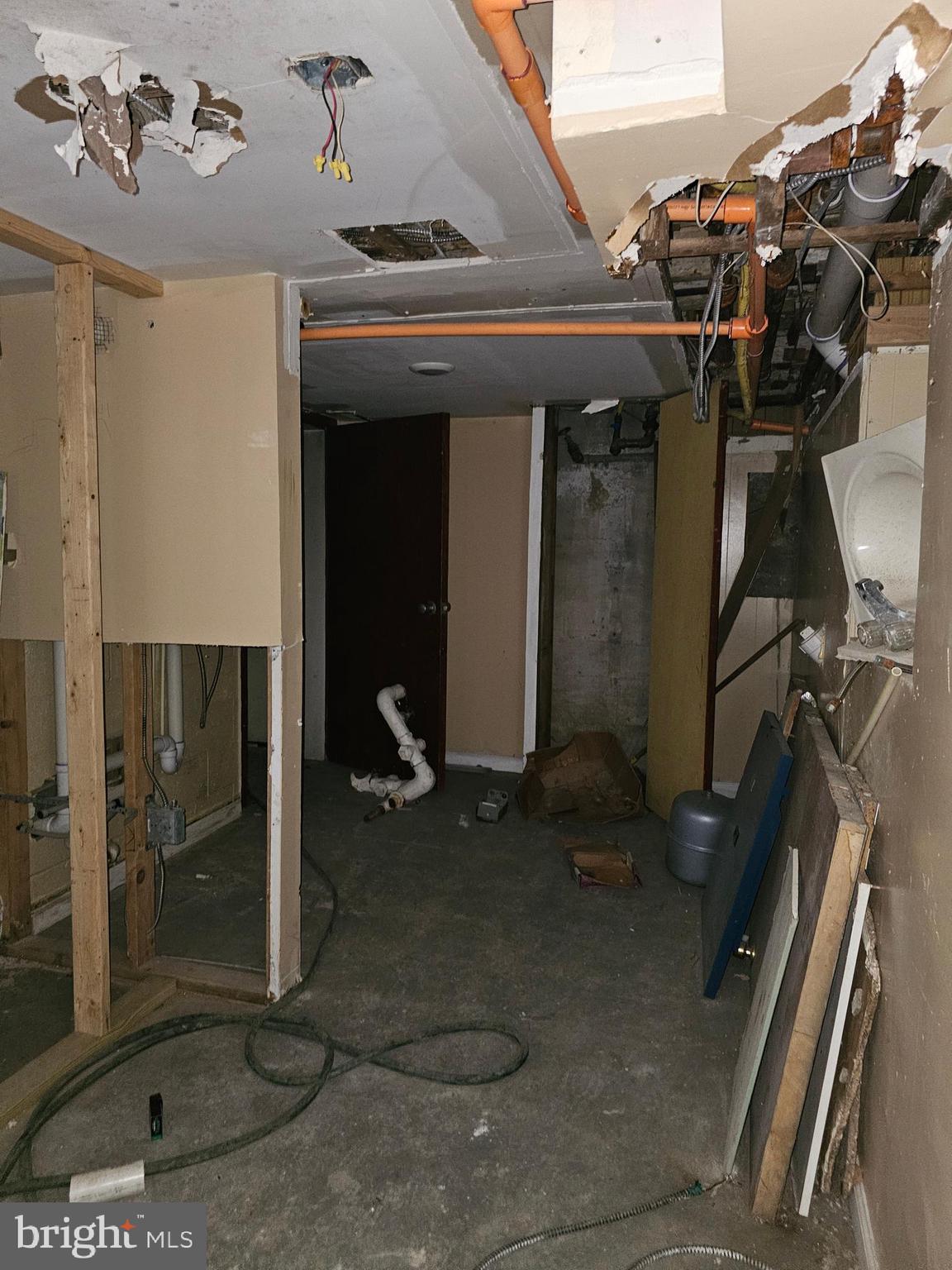 3514 Bank Street Baltimore, MD 21224 - Photo 62 of 71 a view of a room with gym equipment
