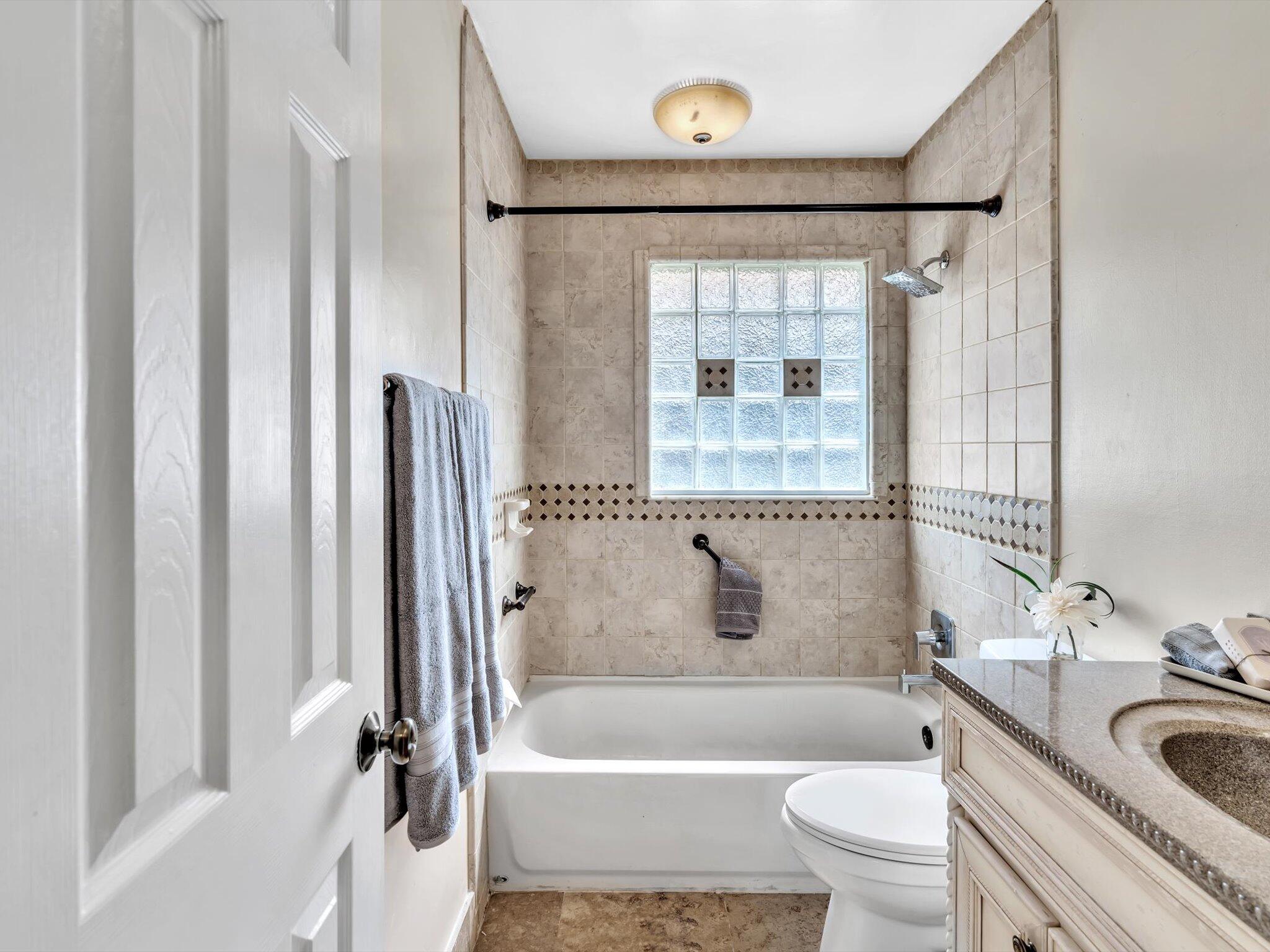 23253 Boca Club Colony Circle Boca Raton, FL 33433 - Photo 34 of 56 Second Bathroom