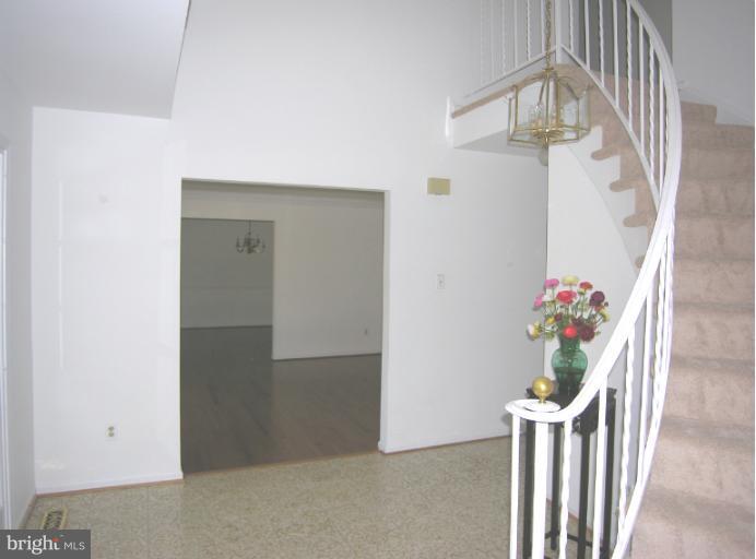 819 Ridge Drive McLean, VA 22101 - Photo 13 of 17 Interior (General)