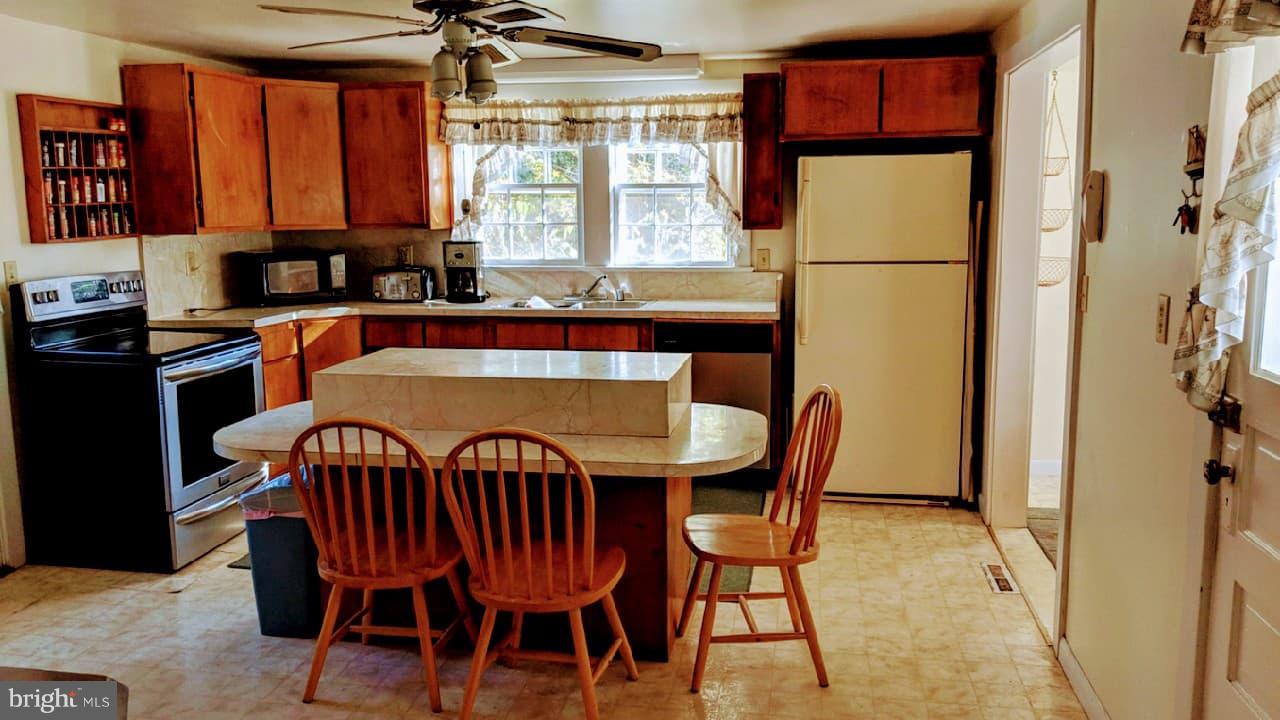 24760 Old 3 Notch Road Hollywood, MD 20636 - Photo 9 of 20 Gallery Image 9