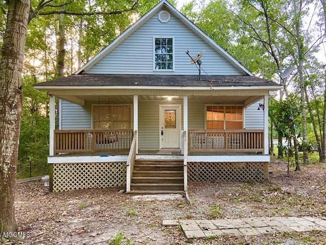 3004 Old Shell Landing Road Ocean Springs, MS 39564 - Photo 2 of 24 IMG_2482