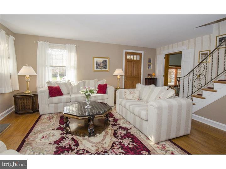30 Braeburn Road Havertown, PA 19083 - Photo 5 of 25