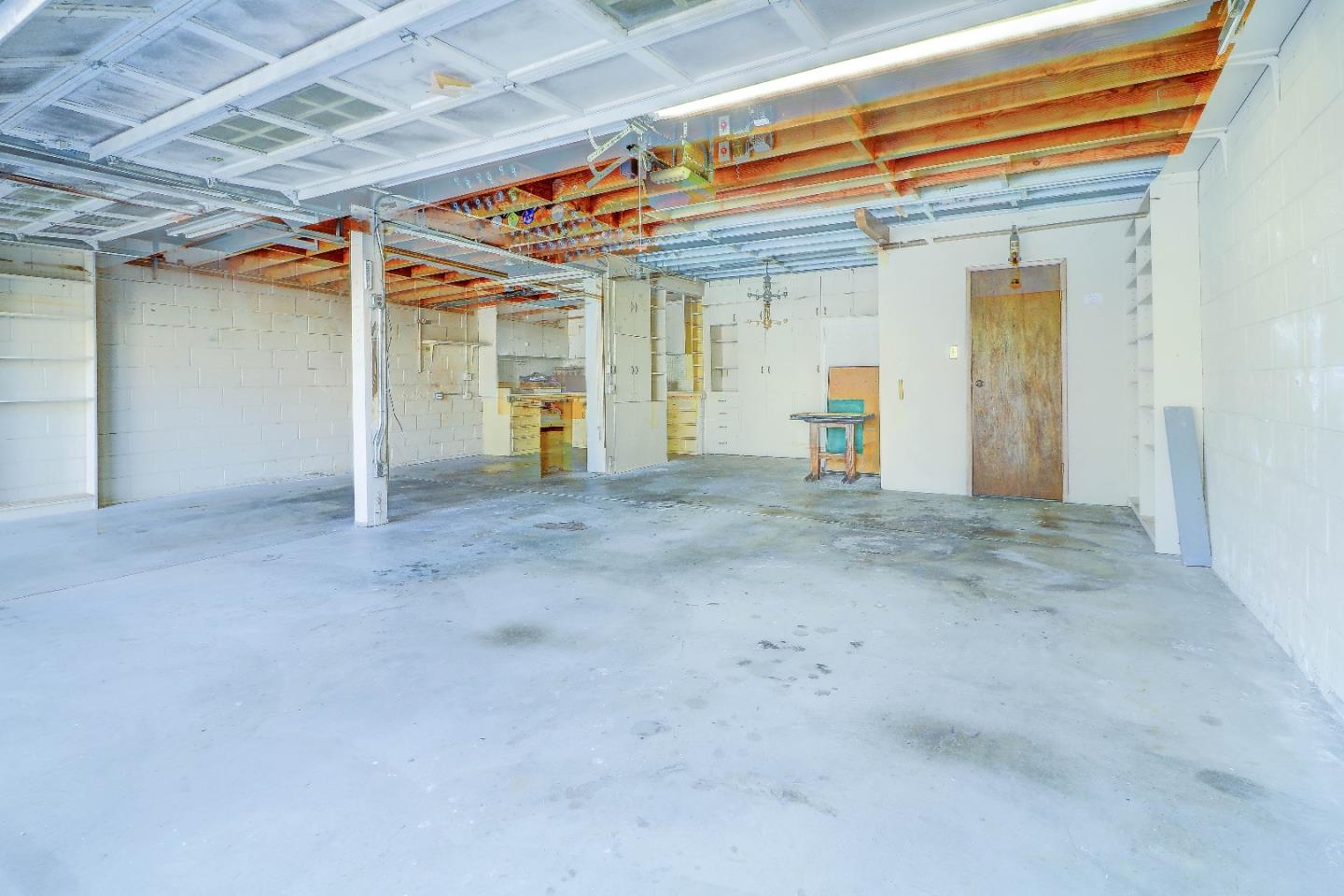 2701 Hillside Drive Burlingame, CA 94010 - Photo 43 of 50 an empty room with closet