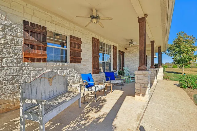 $1,950,000 | 1525 Farm To Market Road 1704, Elgin, TX 78621