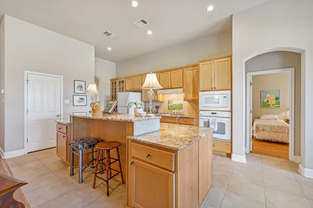 $1,950,000 | 1525 Farm To Market Road 1704, Elgin, TX 78621