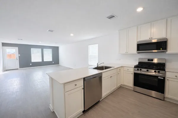 $1,640 | 15684 Plum Brk Drive, Conroe, TX 77303