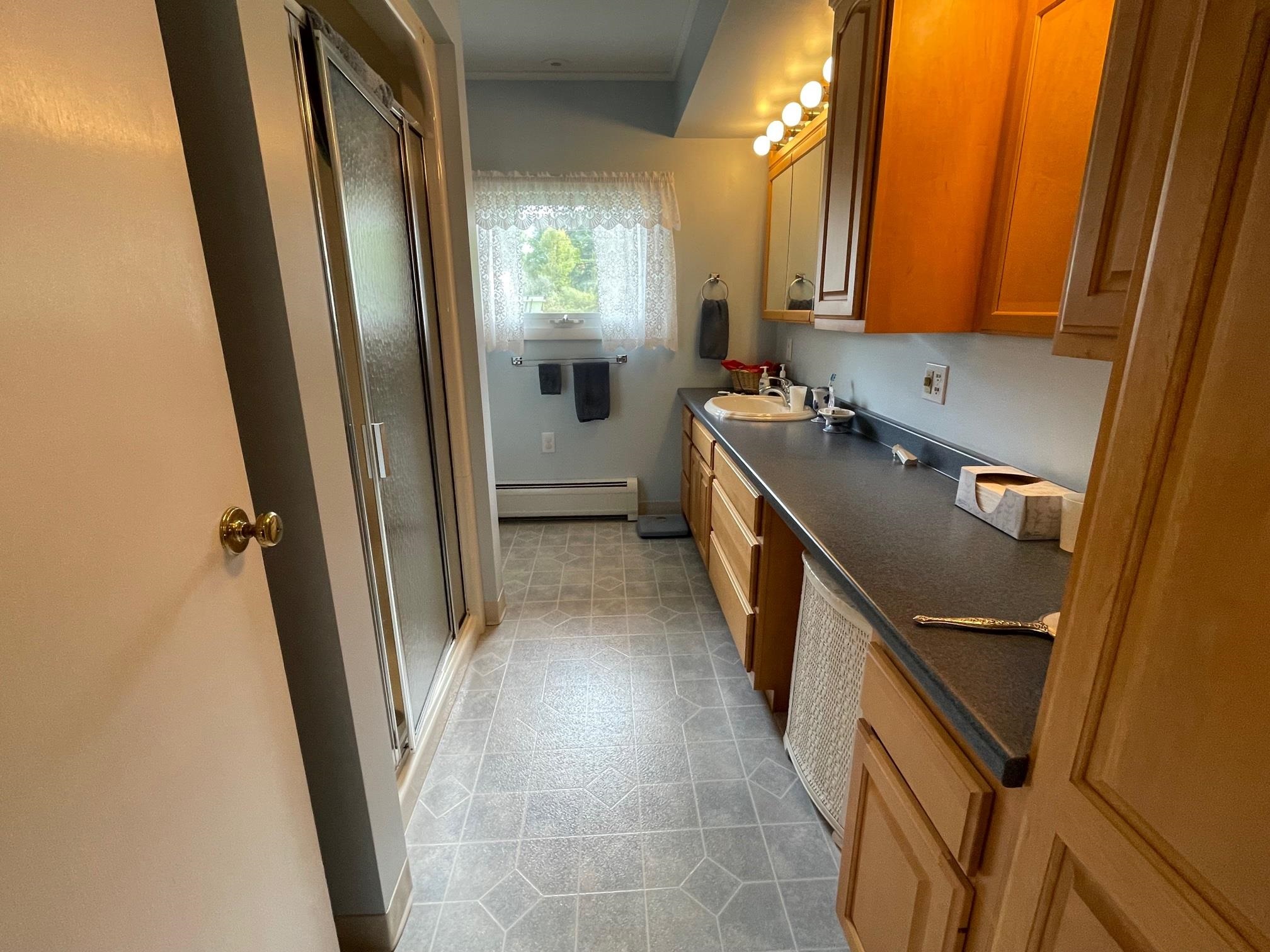 246 Fairview Street Fairlee, VT 05045 - Photo 8 of 23 Gallery Image 8