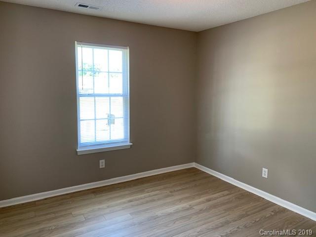 6912 Rumple Road Charlotte, NC 28262 - Photo 6 of 10 Gallery Image 6