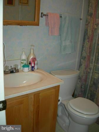 8971 Centerway Road Gaithersburg, MD 20879 - Photo 14 of 30 Bath