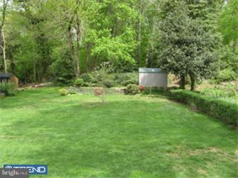 27 Hillside Road Mount Holly, NJ 08060 - Photo 2 of 10 View