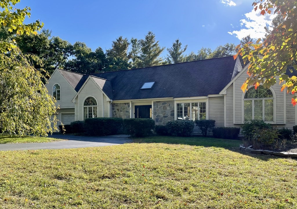 278 Plainfield Road Concord, MA 01742 - Photo 1 of 39 Gallery Image 1