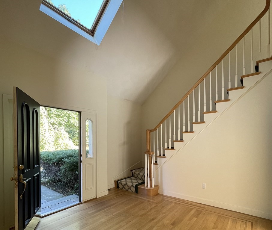 278 Plainfield Road Concord, MA 01742 - Photo 11 of 39 Gallery Image 11