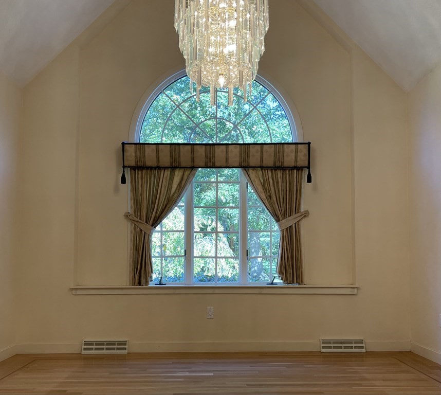 278 Plainfield Road Concord, MA 01742 - Photo 13 of 39 Gallery Image 13