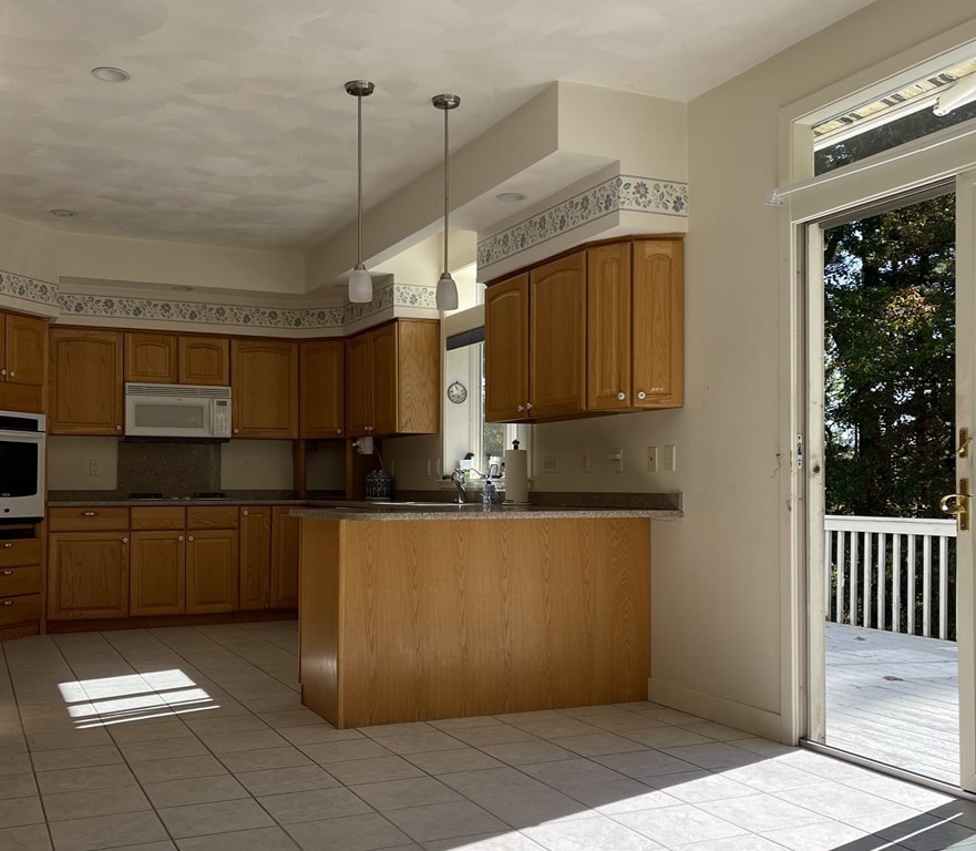 278 Plainfield Road Concord, MA 01742 - Photo 20 of 39 Gallery Image 20
