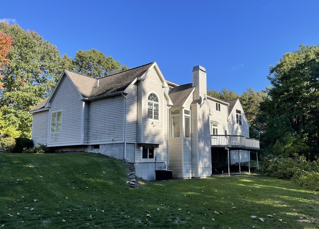 278 Plainfield Road Concord, MA 01742 - Photo 4 of 39 Gallery Image 4
