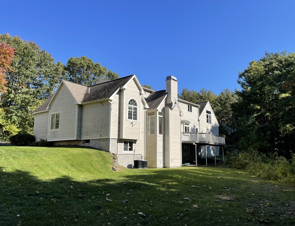 278 Plainfield Road Concord, MA 01742 - Photo 6 of 39 Gallery Image 6