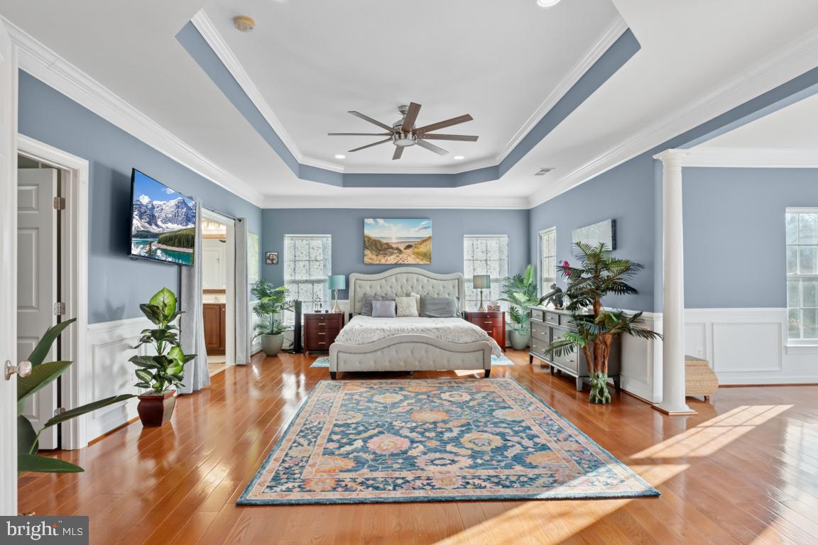 4558 Gates Road Warrenton, VA 20187 - Photo 27 of 60 Owners Suite
