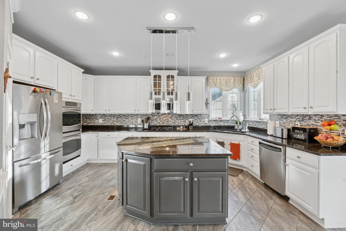 4558 Gates Road Warrenton, VA 20187 - Photo 9 of 60 Gallery Image 9