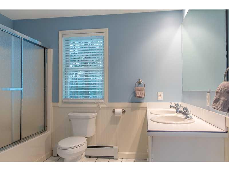 35 Conifer Ridge Cumberland Foreside, ME 04110 - Photo 18 of 28 Bathroom.