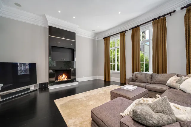 $6,500,000 | 460 West Huron Street, Chicago, IL 60654