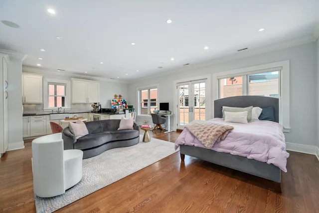 $6,500,000 | 460 West Huron Street, Chicago, IL 60654