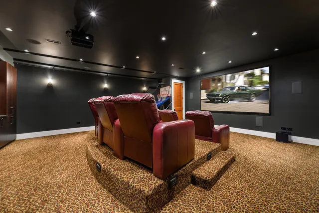 $6,500,000 | 460 West Huron Street, Chicago, IL 60654