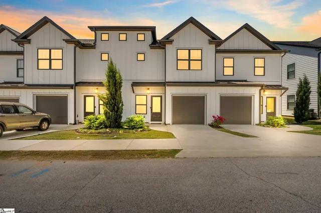 $275,000 | 132 Park Avenue, Greer, SC 29651