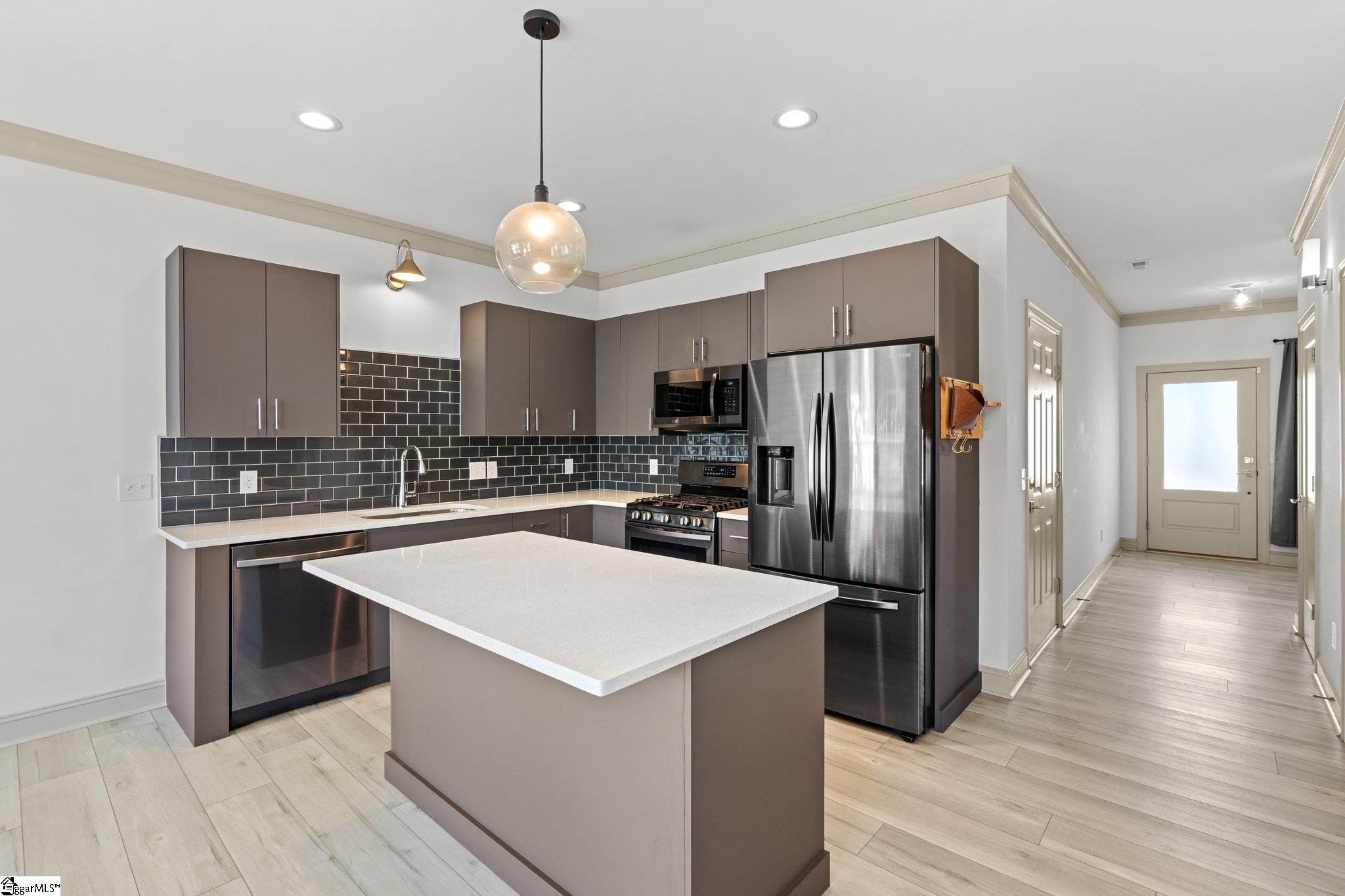 132 Park Avenue Greer, SC 29651 - Photo 6 of 27