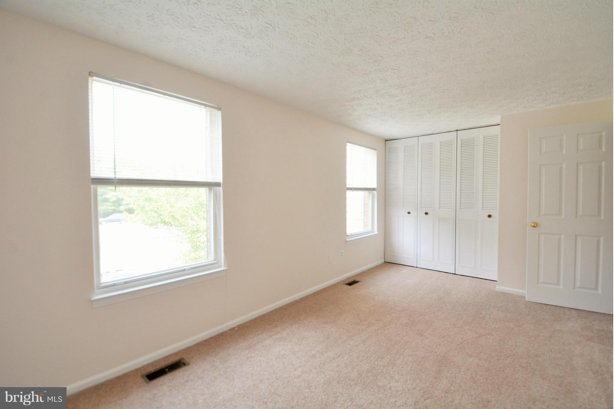 6995 Villa-Del-Rey Court Springfield, VA 22150 - Photo 15 of 21 Spacious Bedroom 2