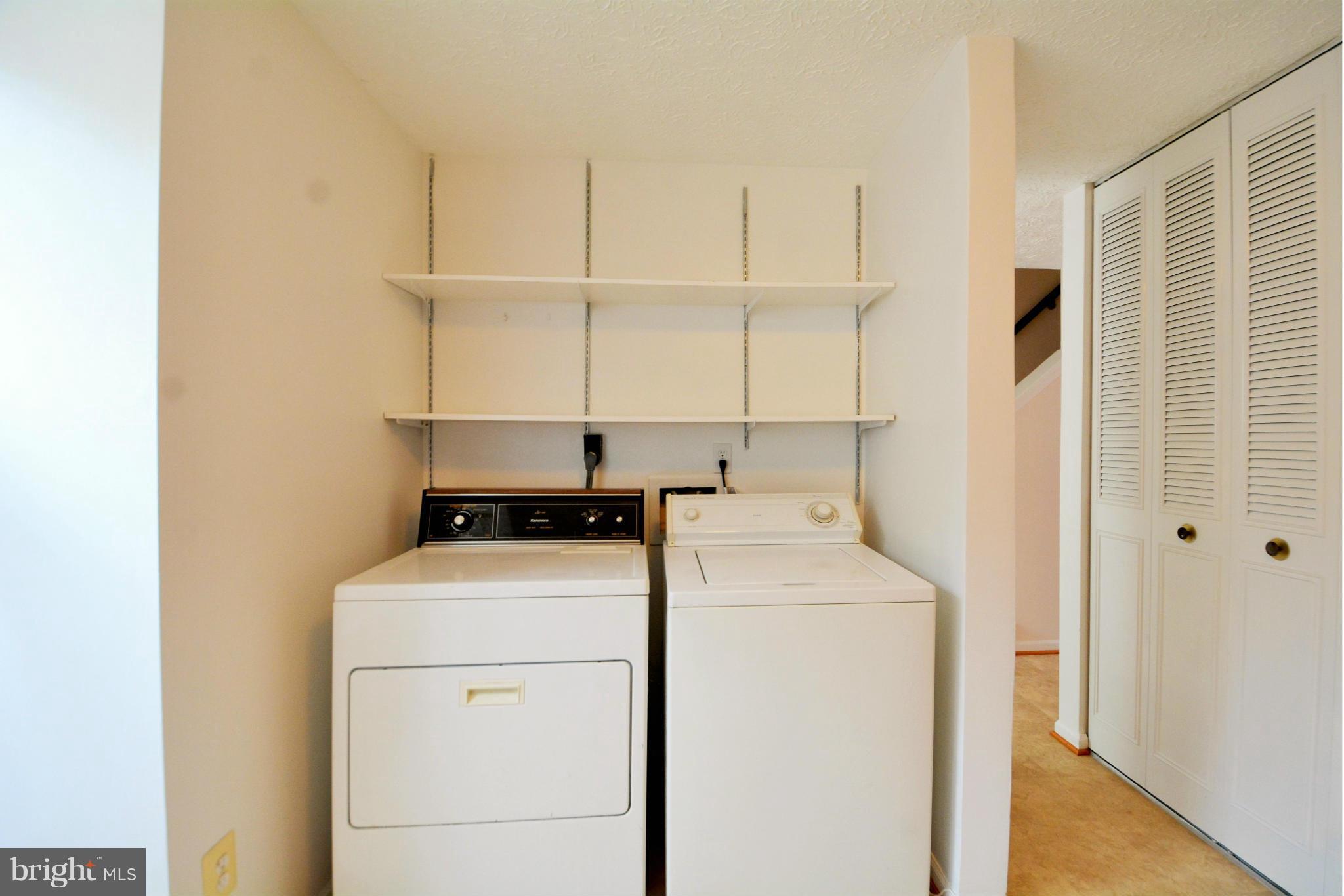 6995 Villa-Del-Rey Court Springfield, VA 22150 - Photo 8 of 21 Washer & Dryer