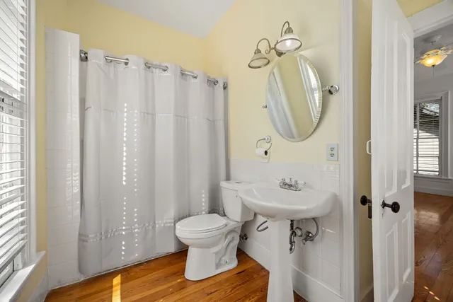 $1,050,000 | 1001 South Church Street, Georgetown, TX 78626