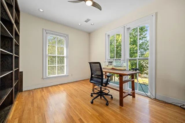 $1,050,000 | 1001 South Church Street, Georgetown, TX 78626