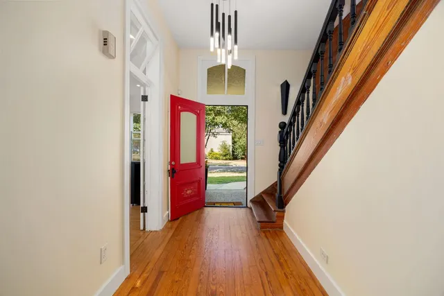 $1,050,000 | 1001 South Church Street, Georgetown, TX 78626