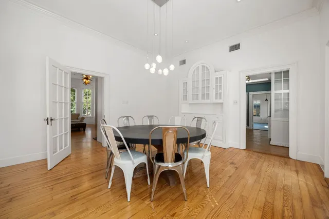 $1,050,000 | 1001 South Church Street, Georgetown, TX 78626