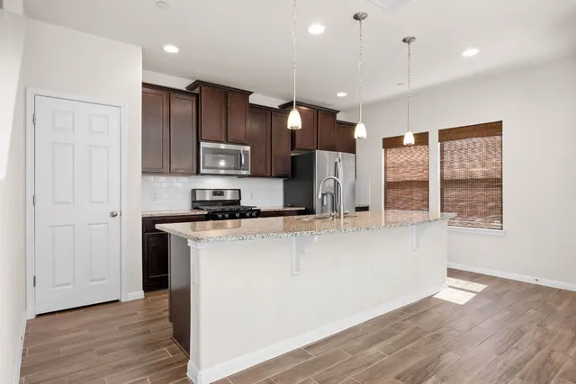 $339,900 | 2304 South Lakeline Boulevard, Unit 563, Cedar Park, TX 78613