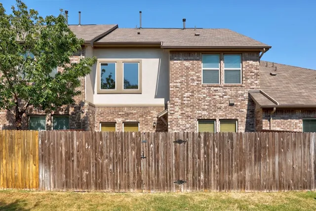 $339,900 | 2304 South Lakeline Boulevard, Unit 563, Cedar Park, TX 78613