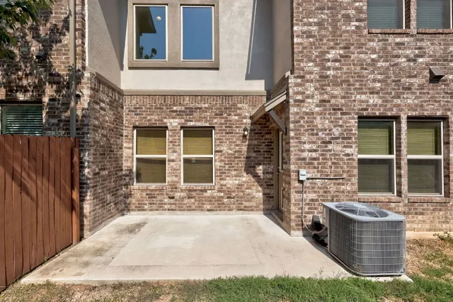 $339,900 | 2304 South Lakeline Boulevard, Unit 563, Cedar Park, TX 78613