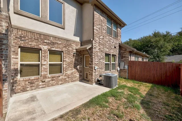 $339,900 | 2304 South Lakeline Boulevard, Unit 563, Cedar Park, TX 78613